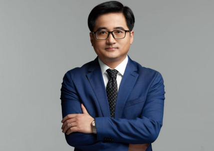 长宏网配资 直击车展|对话比亚迪李云飞：智驾宣传收紧对行业发展是好事，高端品牌打造不是一蹴而就